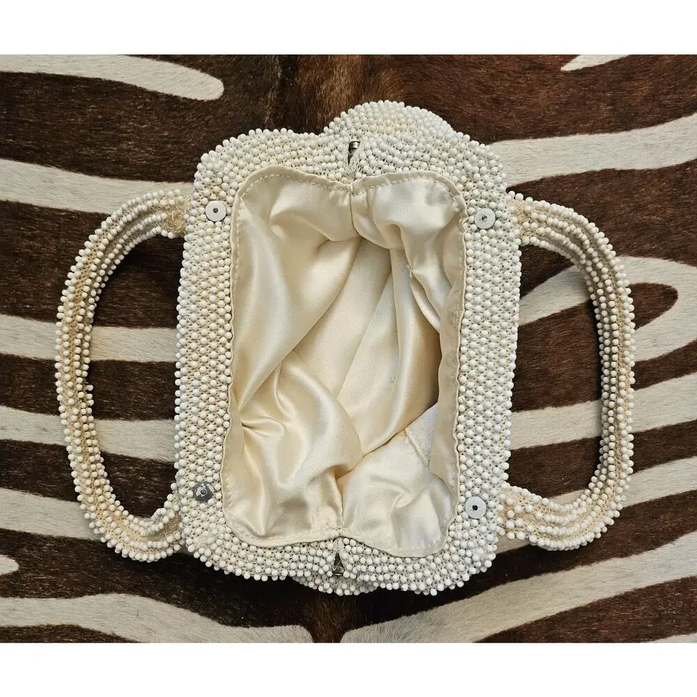 Vintage 1950's Lumered Corde Bead Ivory Floral Beaded Purse Clutch